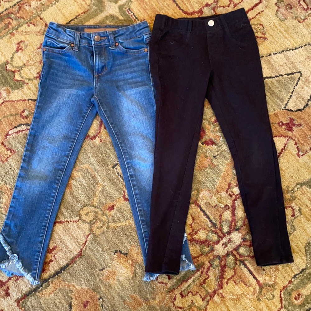 Lot of 2 Joe’s Jeans bottoms- size 6